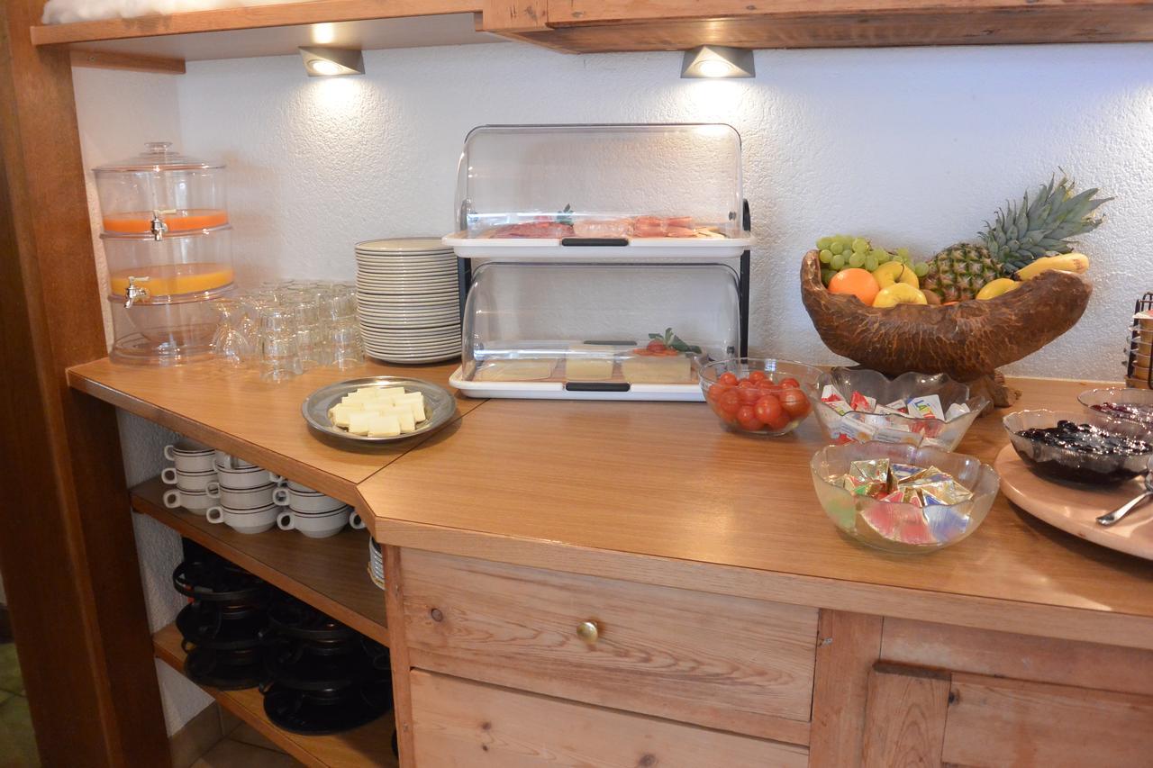 Hotel Baergsunnu Saas-Grund Luaran gambar